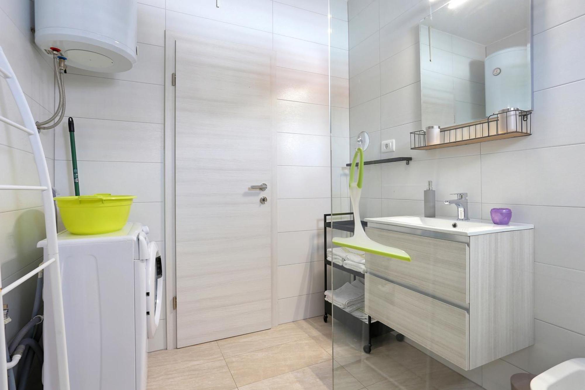Seaside Holiday House Poljica, Trogir - 5161 Marina Bilik gambar
